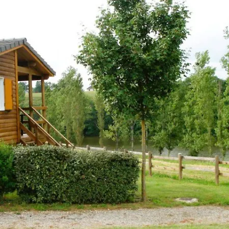 Cosy Avec Terrasse A - Emplacement Idyllique - Api-1-52-380 Camping Naucelle