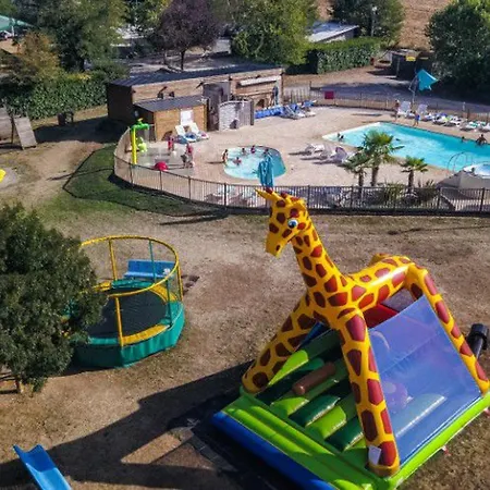 Cosy Avec Terrasse A - Emplacement Idyllique - Api-1-52-380 Camping Naucelle