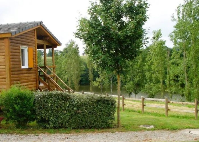 Cosy Avec Terrasse A - Emplacement Idyllique - Api-1-52-380 Κάμπινγκ Naucelle